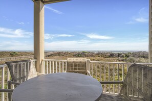 House, Multiple Beds, Patio, Beach View (Dolphin Paradise) | Balcony