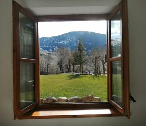 First floor apartment with garden Dellui 2