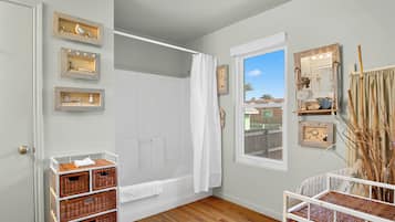Rumah (2 Bedrooms) | Fasilitas properti