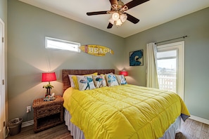 Condo (4 Bedrooms) | Property amenity