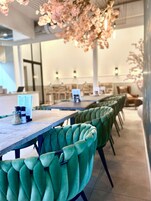 Free daily cooked-to-order breakfast