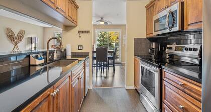 Polar Peak | Hot Tub | Pool | Gas Fireplace