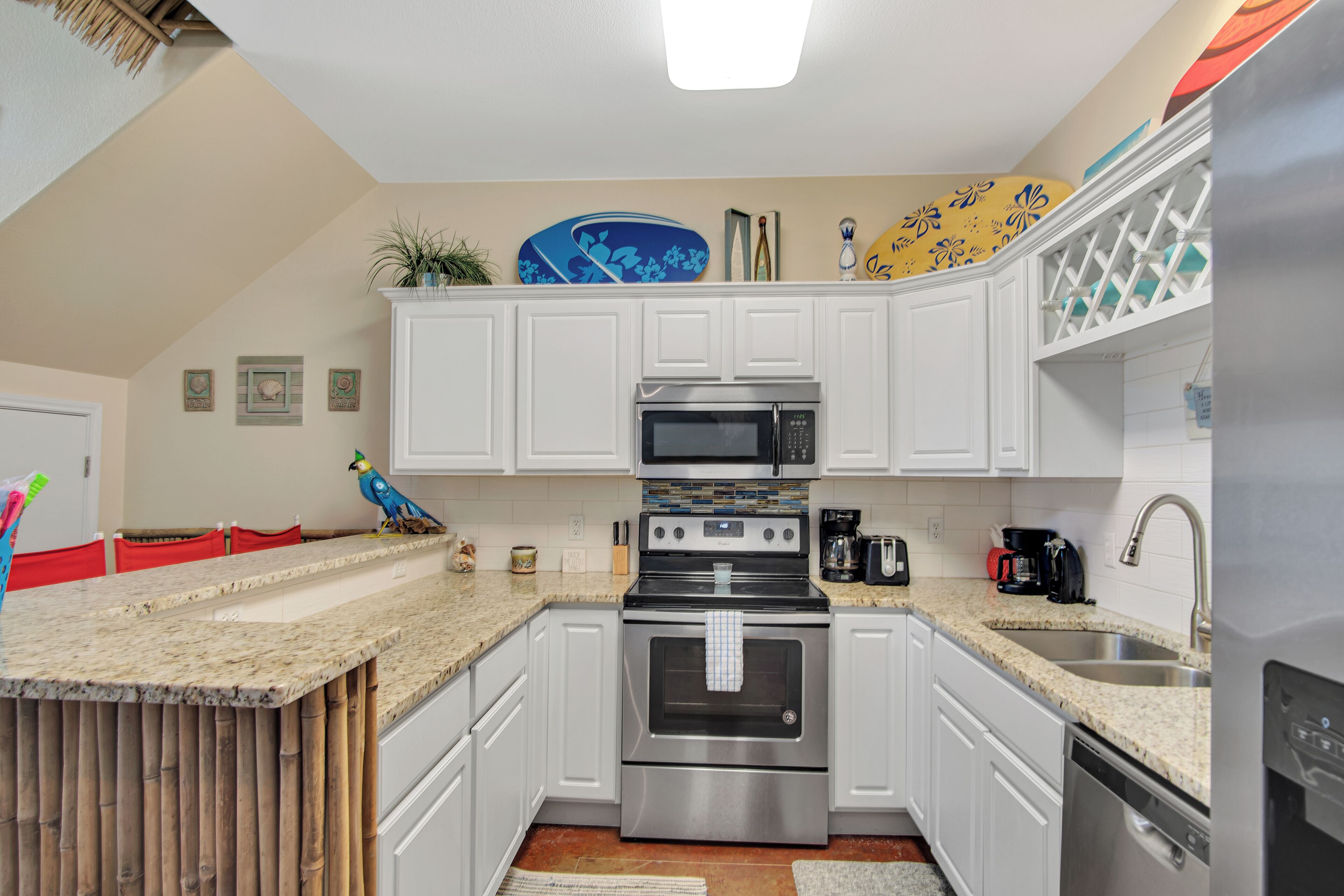 Condo (2 Bedrooms) | Property amenity