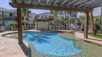 Studio (3 Bedrooms) | Ausstattung der Unterkunft