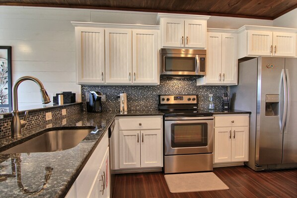 Studio (3 Bedrooms) | Majoituspaikan mukavuudet