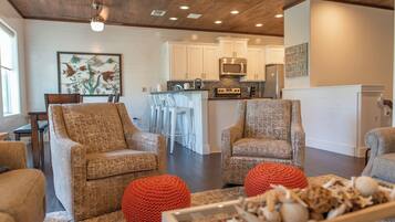 Studio (3 Bedrooms) | Ausstattung der Unterkunft