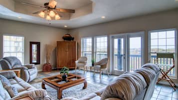 Casa (5 Bedrooms) | Servizio della struttura