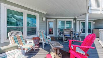 Condo (2 Bedrooms) | Property amenity