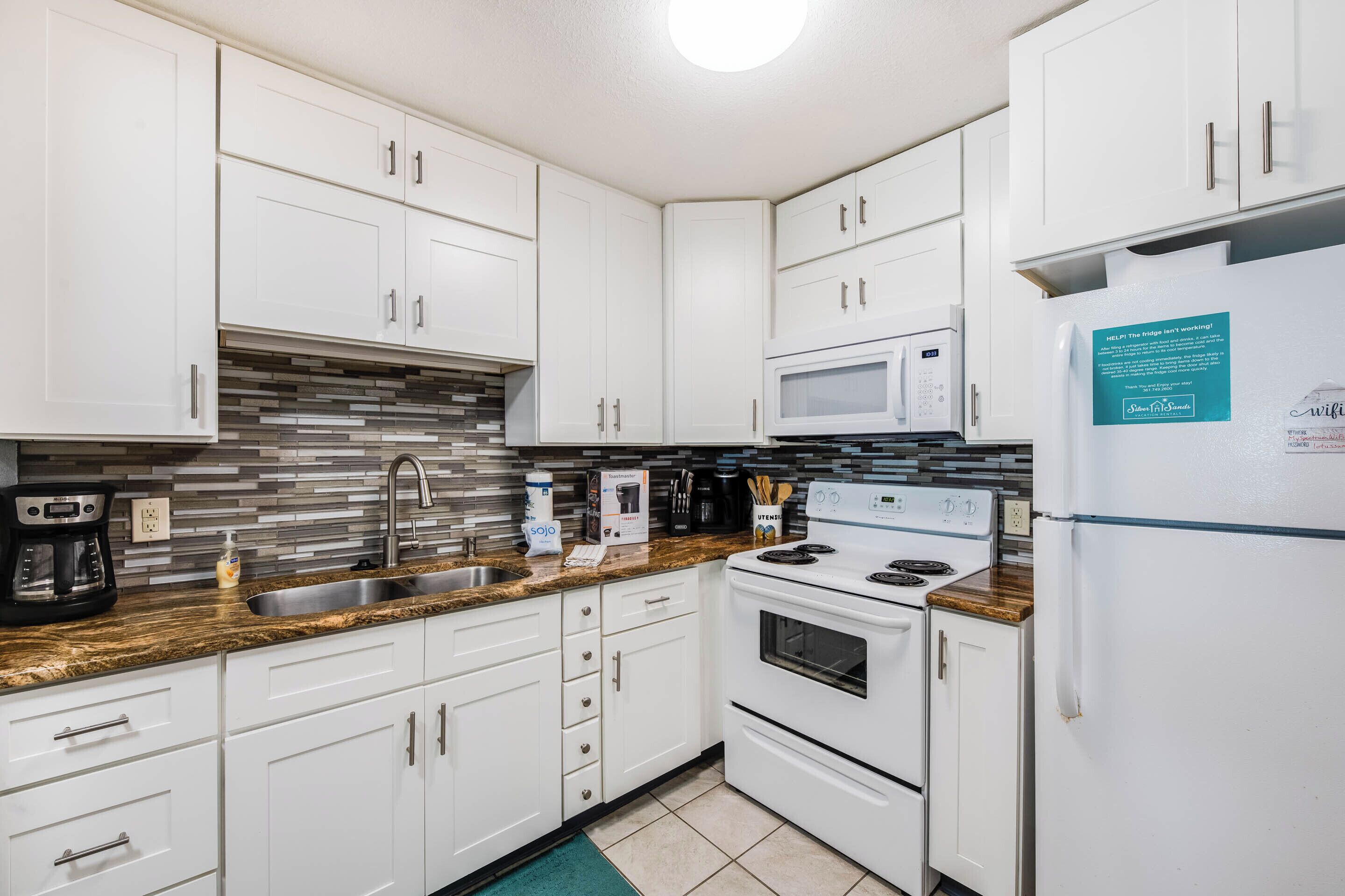 Condo (2 Bedrooms) | Property amenity