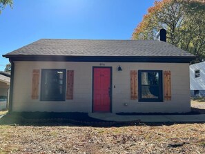 Exterior - Sharpe Tiny House — Cozy, Remodeled Home with Big Amenities (Statesville)
