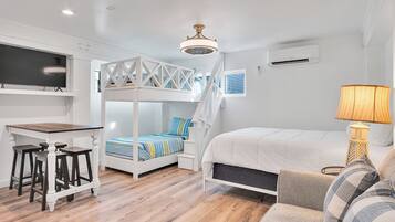 House (5 Bedrooms) | Property amenity