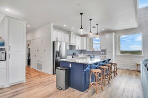 Casa (5 Bedrooms) | Servicio de la propiedad