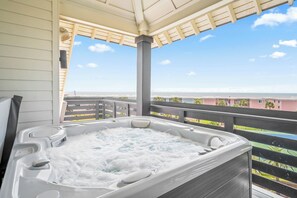 House (5 Bedrooms) | Property amenity - Hooty And The Blowfish by Silver Sands Vacation Rentals (Port Aransas)