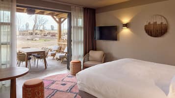 Savanne Room | 2 bedrooms, in-room safe, desk, laptop workspace