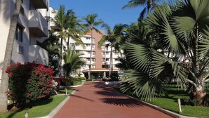 Interior entrance - CONDO MARINA FIESTA by TRVL2HM (Nuevo Nayarit)
