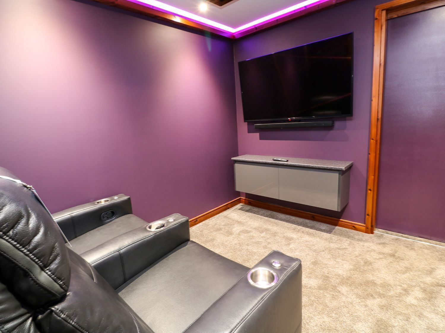 1 bedroom, individually decorated, individually furnished, free WiFi