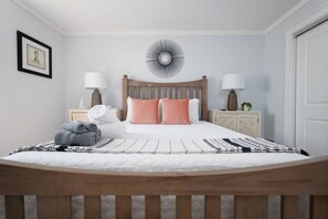 1 soverom, wi-fi (inkludert) og sengetøy