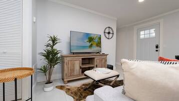 Fernseher, Netflix, Streaming-Dienste