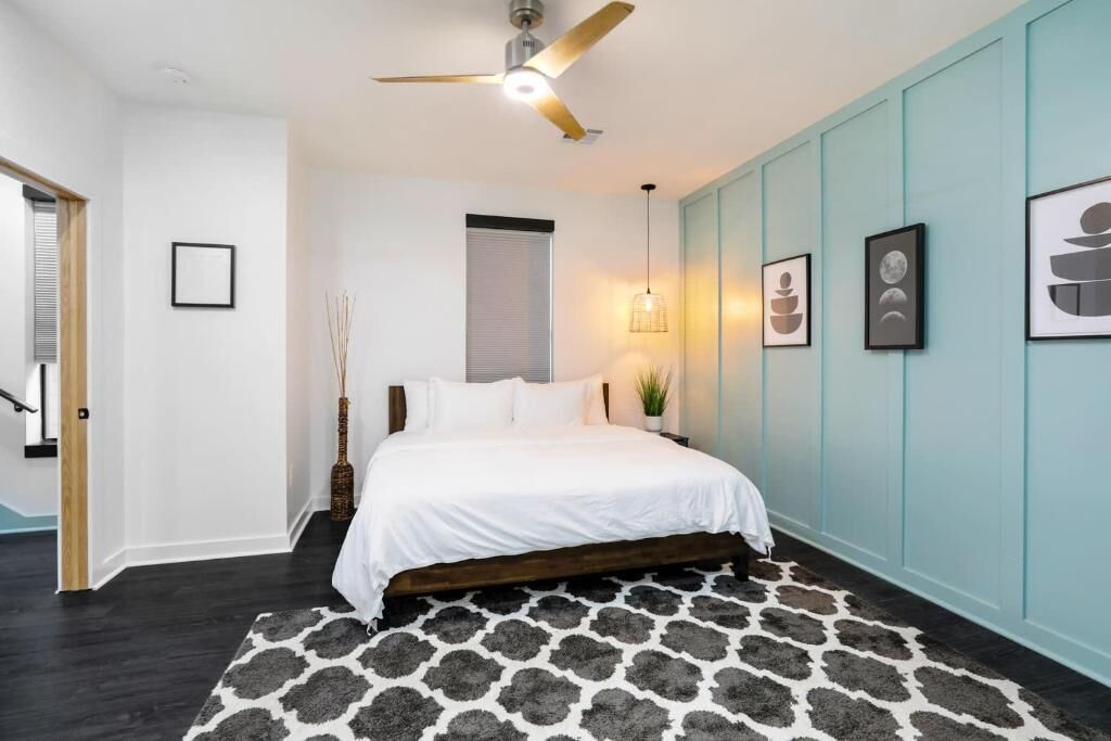 5 slaapkamers, een strijkplank/strijkijzer, gratis wifi, beddengoed