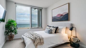 3 bedrooms, iron/ironing board, travel cot, WiFi