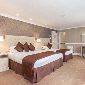 Desk, laptop workspace, iron/ironing board, free WiFi