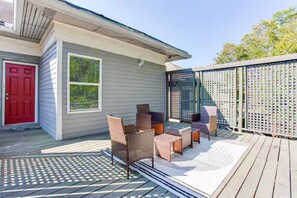 Terrace/patio - Spacious 6-bedroom duplex home in downtown Atlanta (Atlanta)