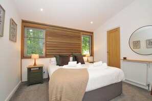 1 bedroom, individually decorated, individually furnished, free WiFi - 24 Meadow Retreat (Liskeard)