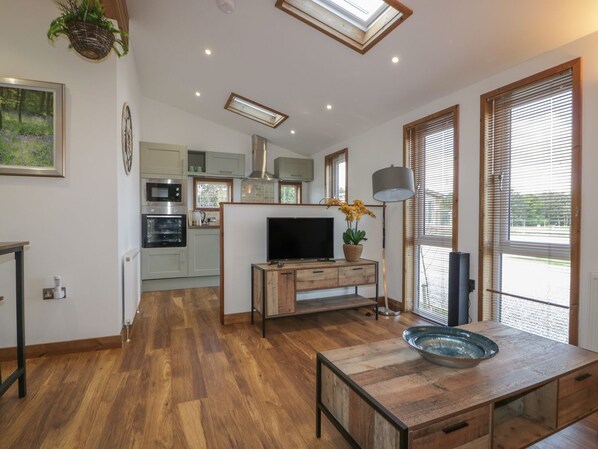 Living room - 9 Meadow Retreat (Liskeard)