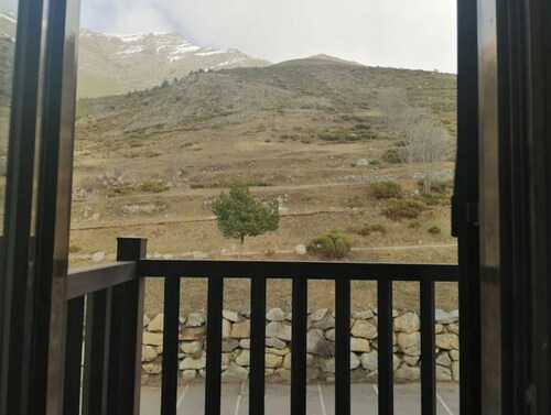 Triplex Erta 8 with sloping ceilings and excellent views