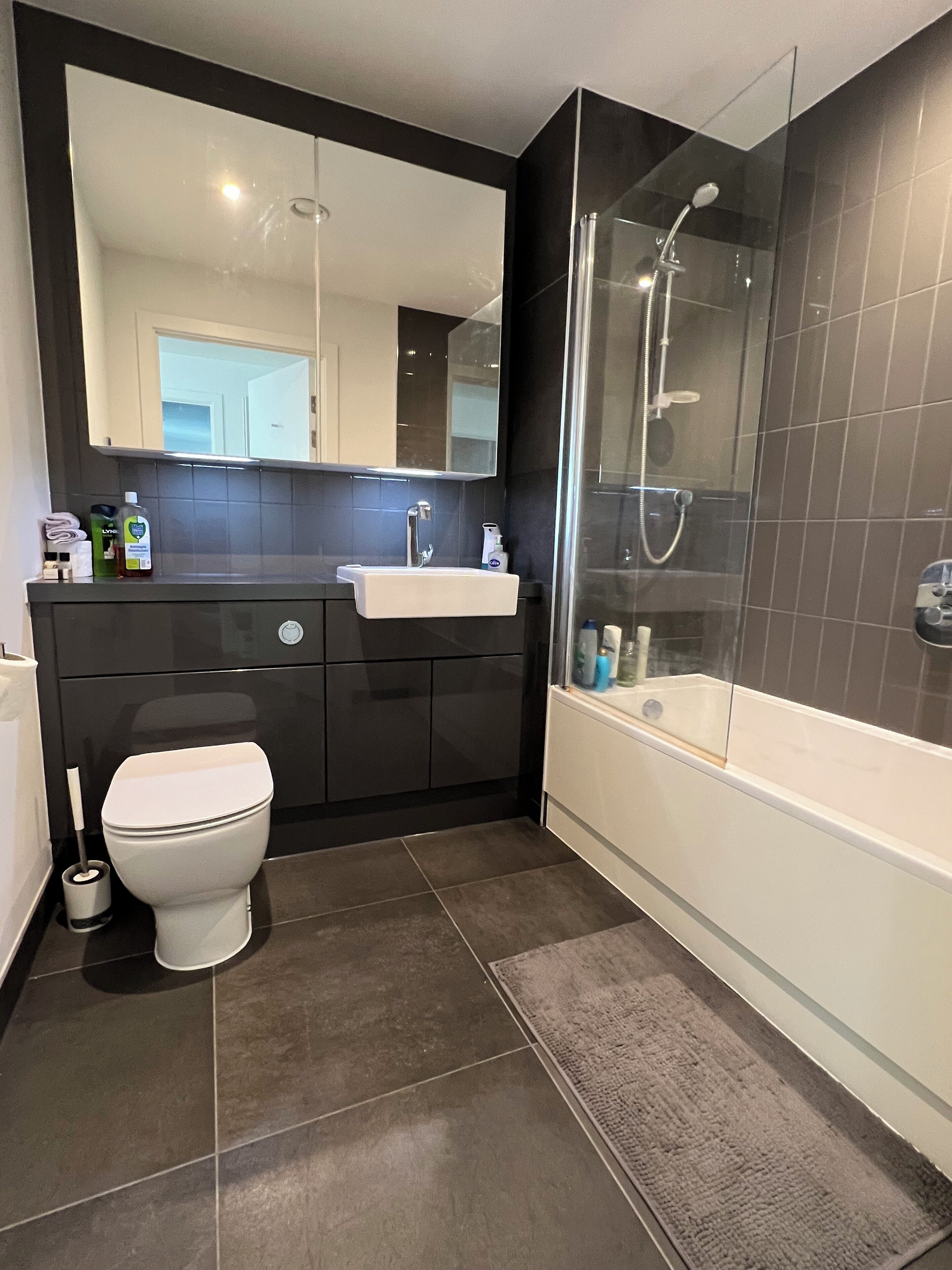 Bathtub