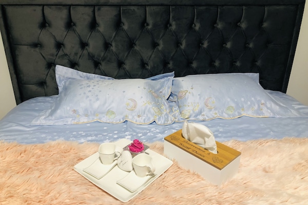 2 bedrooms