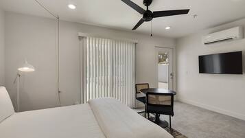 1 bedroom, iron/ironing board, free WiFi