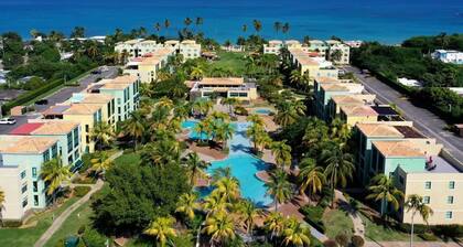 ★Spectacular Beach-Side Resort 3-BR Apartment★
