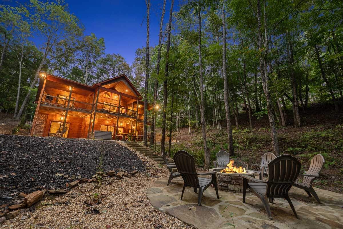 Grant's Lodge|Book 2 Nights Get 3rd Free!
