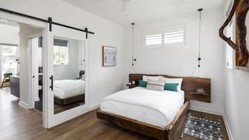 ADA Vista Wedge Cottage | 1 bedroom, down comforters, individually decorated