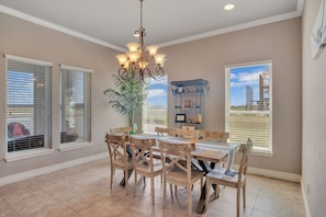 House, Multiple Beds, Patio (Just Breathe) | Dining