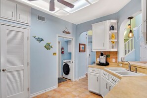 House (3 Bedrooms) | Property amenity