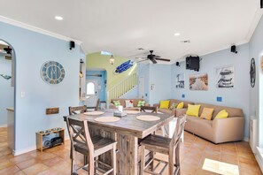 House (3 Bedrooms) | Property amenity - LaJuana Iguana by Silver Sands Vacation Rentals (Port Aransas)