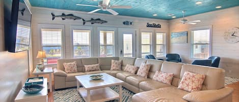 House (4 Bedrooms) | Front of property