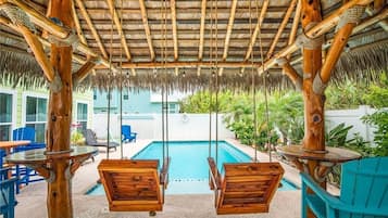 House (5 Bedrooms) | Front of property