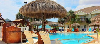 Moore Fun House by Silver Sands Vacation Rentals