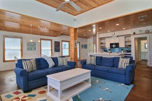 House (5 Bedrooms) | Property amenity - No Shoes No Shirt No Problem by Silver Sands Vacation Rentals (Port Aransas)