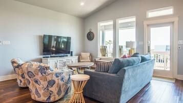 House (5 Bedrooms) | Property amenity