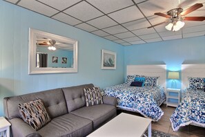 Condo (0 Bedroom) | Property amenity