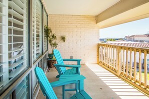 Condo (2 Bedrooms) | Servicio de la propiedad