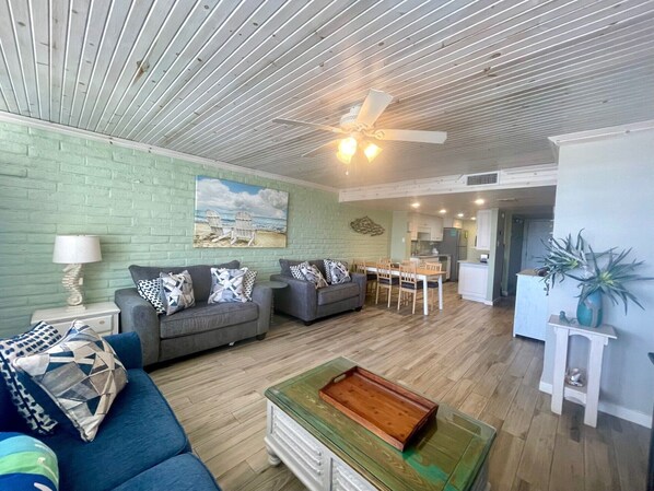 Condo (2 Bedrooms) | Imagen general