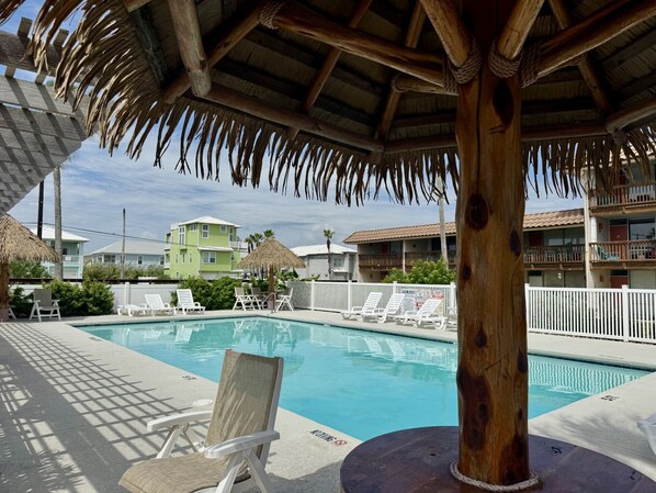 Condo (2 Bedrooms) | Servicio de la propiedad