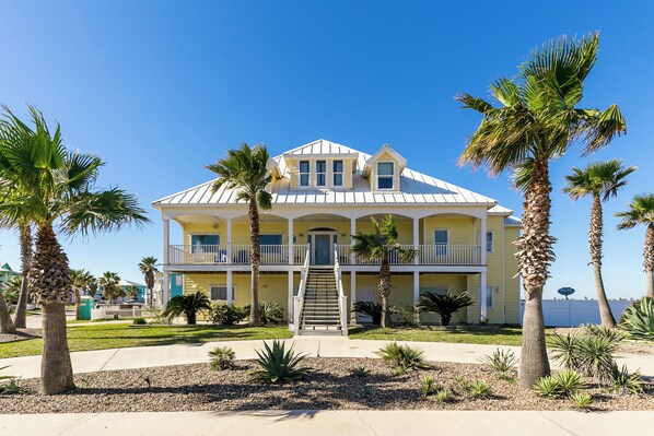 House (5 Bedrooms) | Property amenity