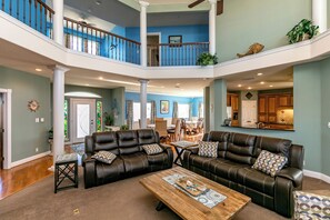 Casa (5 Bedrooms) | Servicio de la propiedad