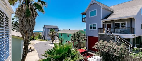 House (3 Bedrooms) | Property amenity
